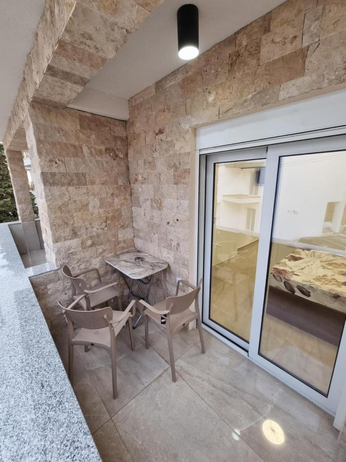Ebra Lux Apartmani Dobra Voda Exterior foto